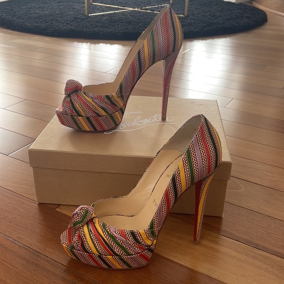 Louboutin Heels. Greissimo Pump 140 Damas Fabric. Multi Colour. - Picture 3 of 5